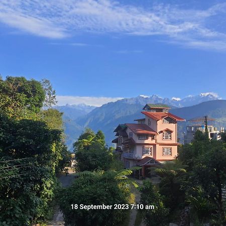 Ifseen Villa Pelling Extérieur photo