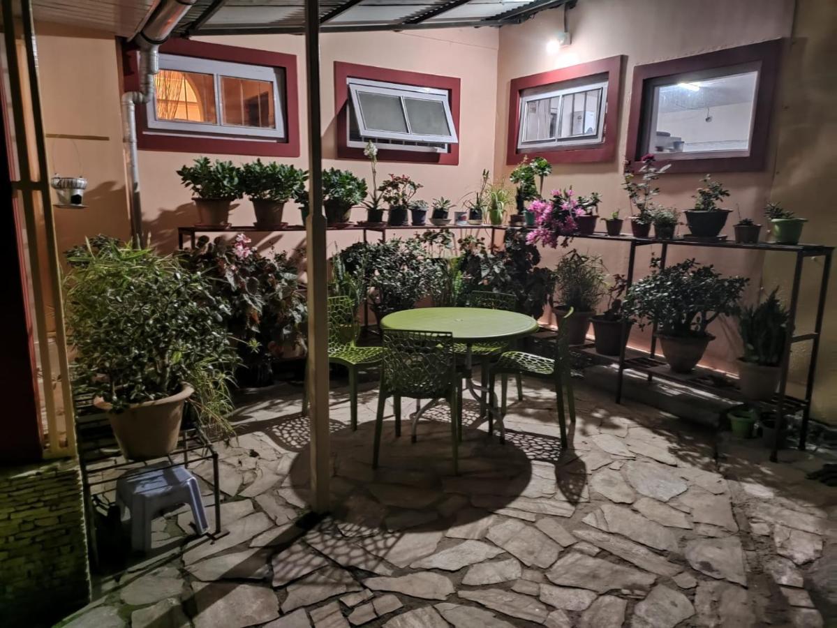 Ifseen Villa Pelling Extérieur photo
